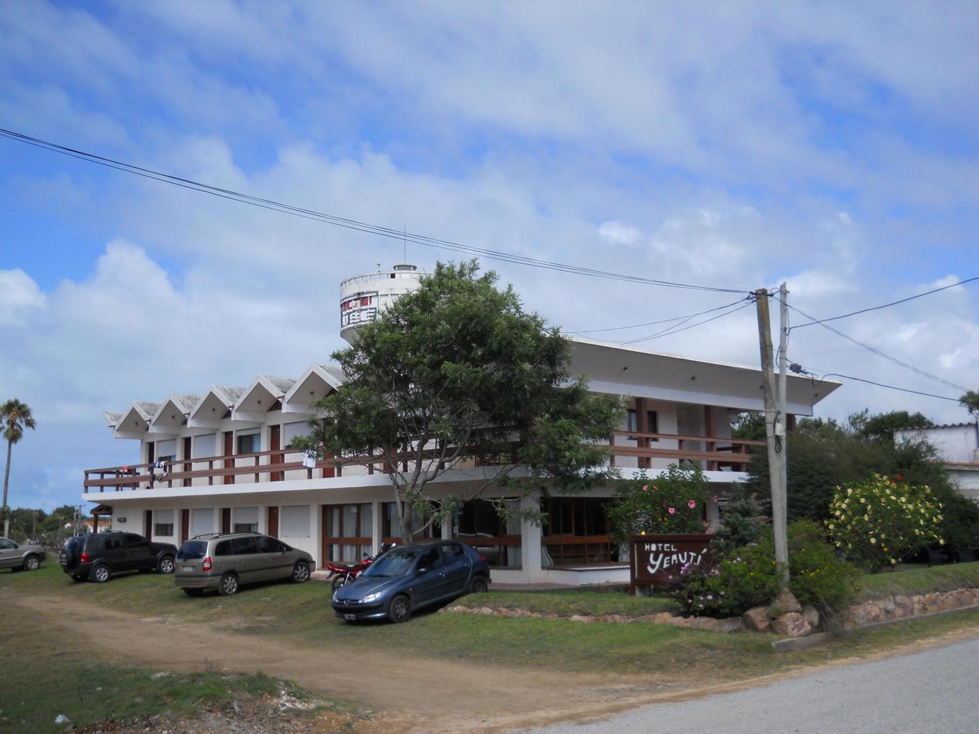 Hotel Yeruti ลาปาโลมา ภายนอก รูปภาพ