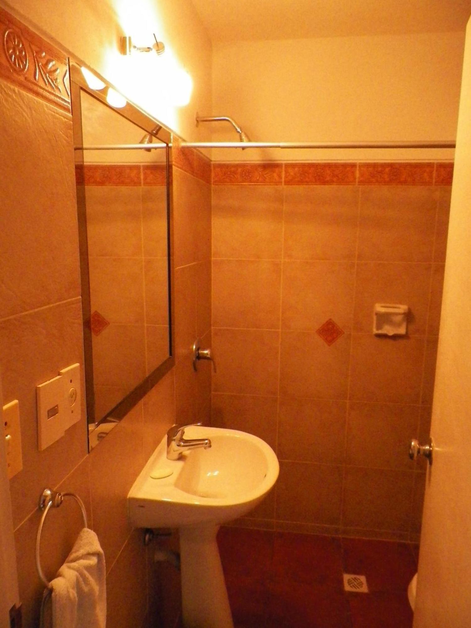 Hotel Yeruti ลาปาโลมา ภายนอก รูปภาพ