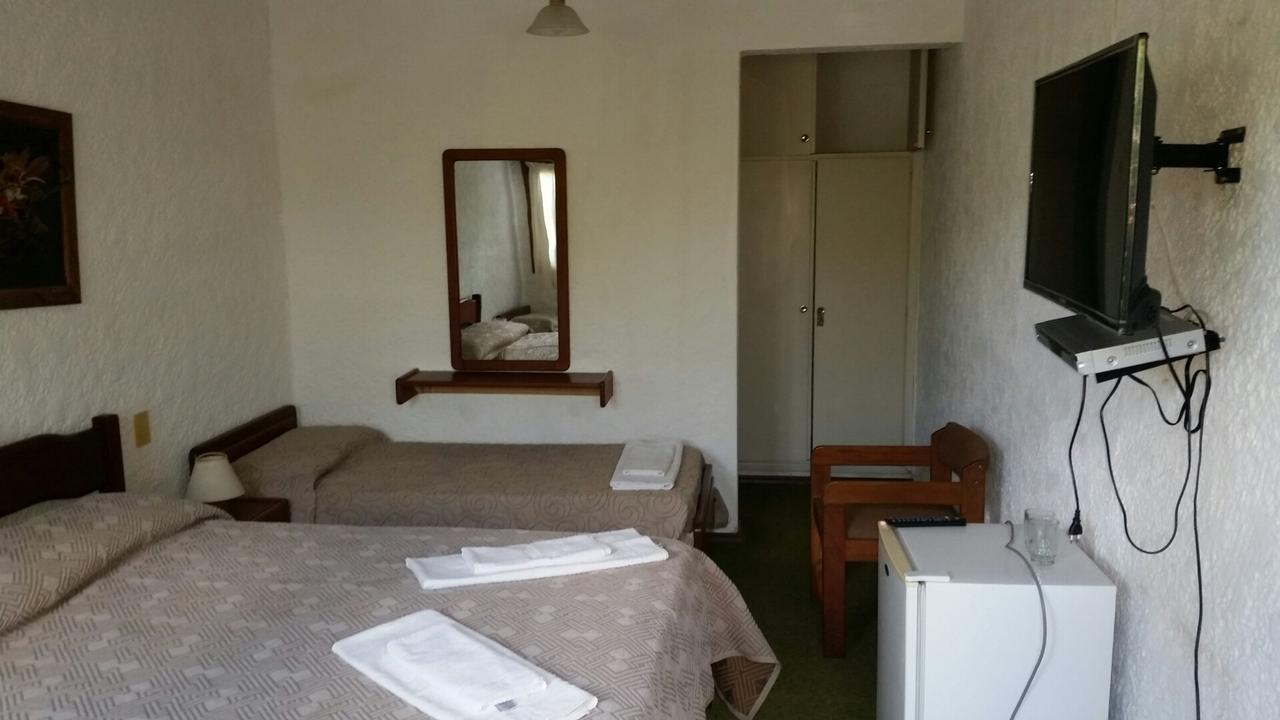 Hotel Yeruti ลาปาโลมา ภายนอก รูปภาพ