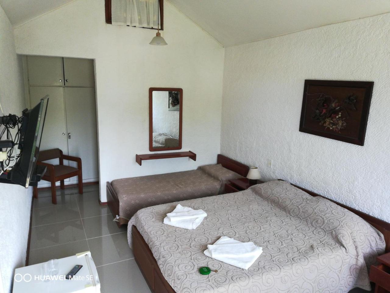 Hotel Yeruti ลาปาโลมา ภายนอก รูปภาพ